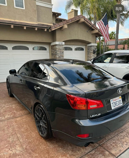 Inside & Out - Pollitos details